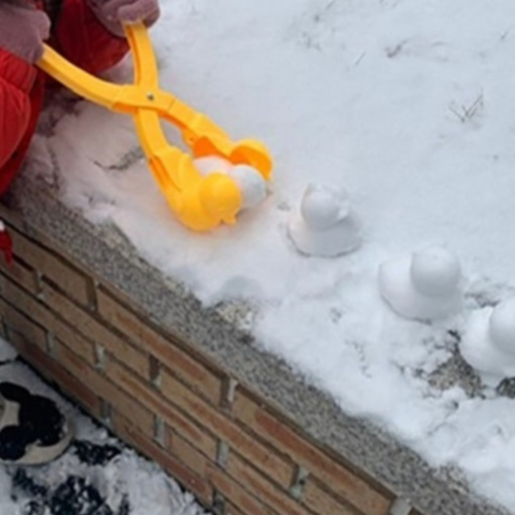 Cute Baby Duck Snowball Maker Clip