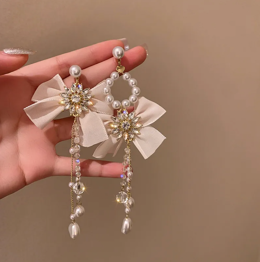 Big Bow Flower Rhinestone Long Dangle Earrings