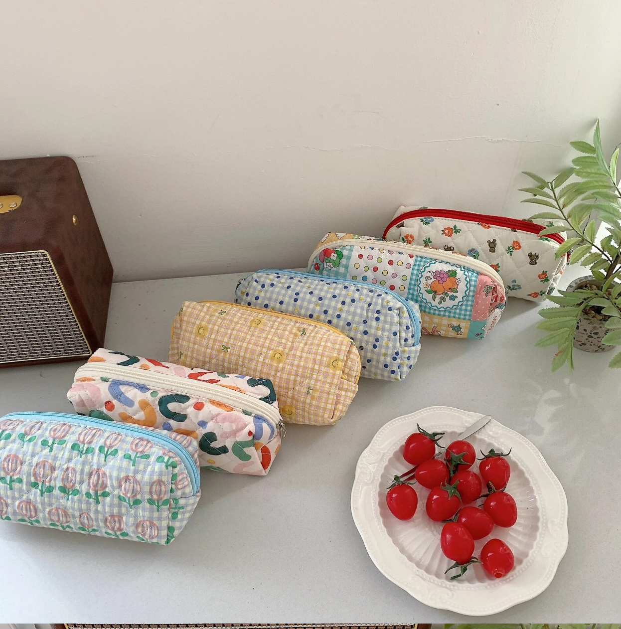 Cute Floral Cosmetic Storage Bag