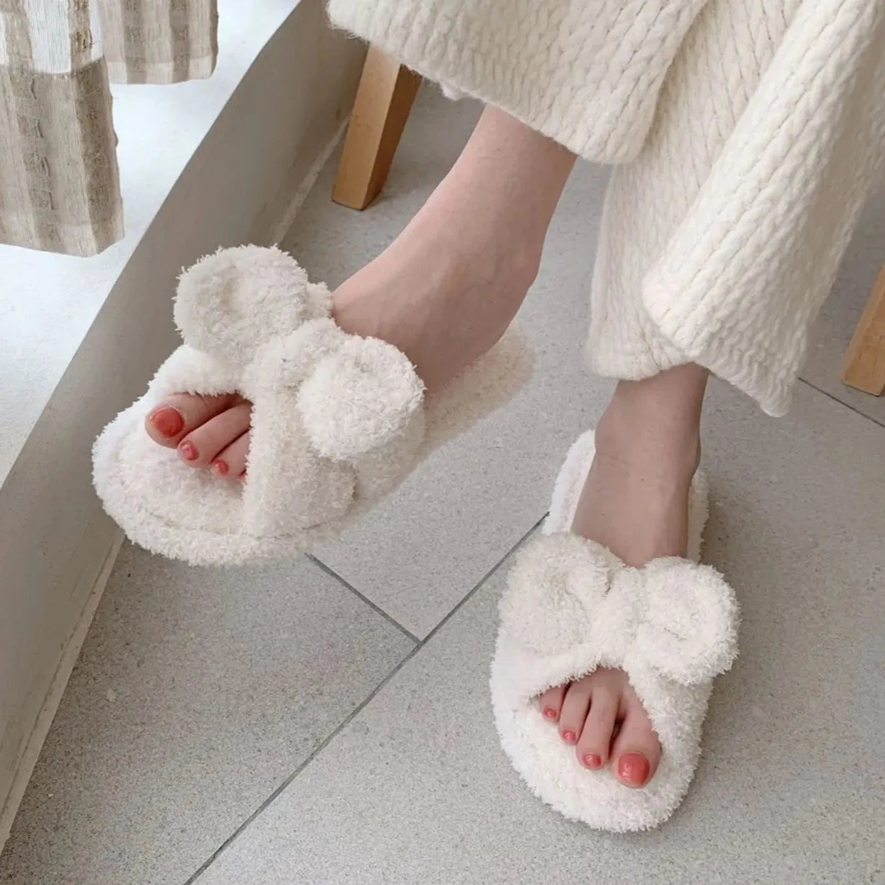 Cute Bow Fluffy Slippers