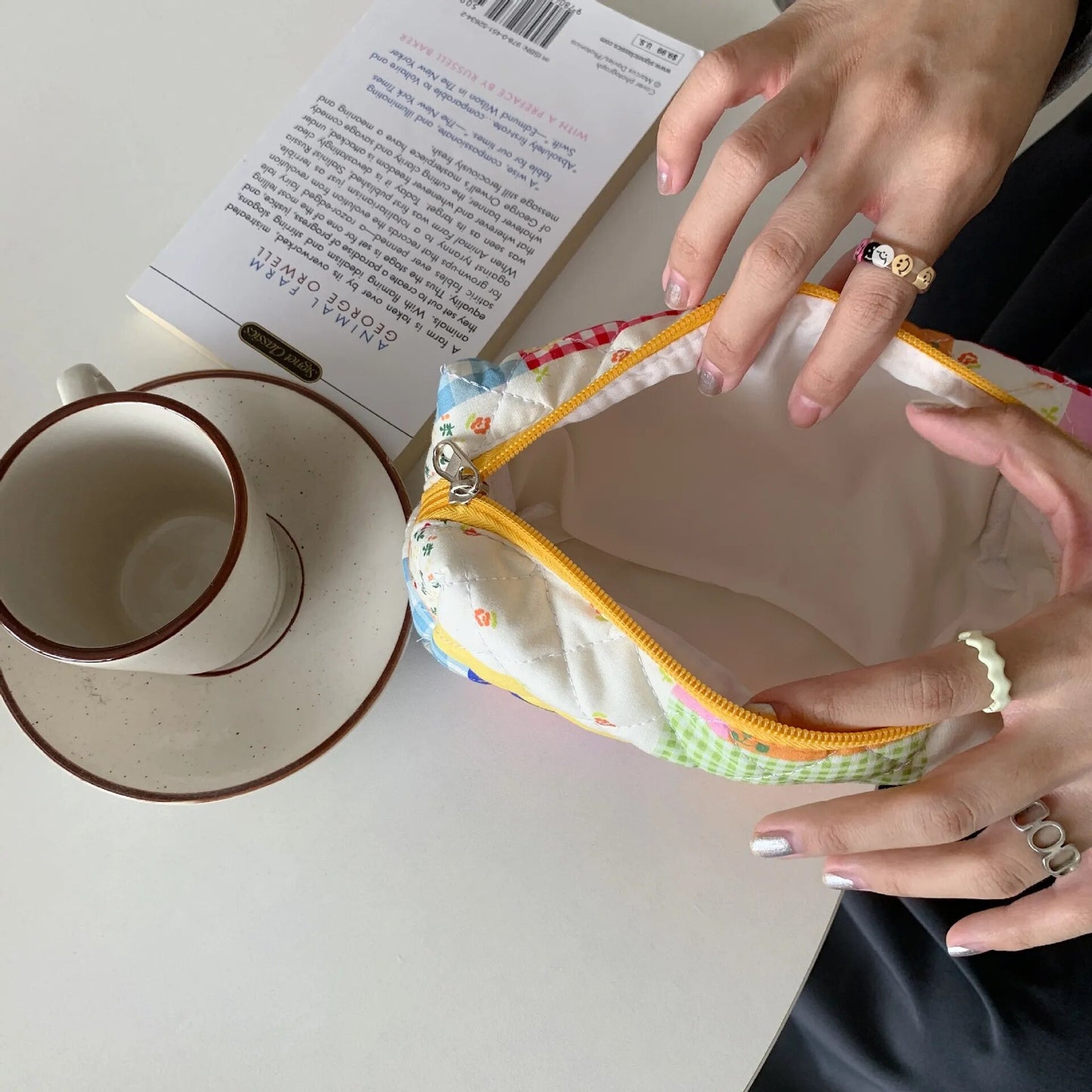 Cute Floral Cosmetic Storage Bag
