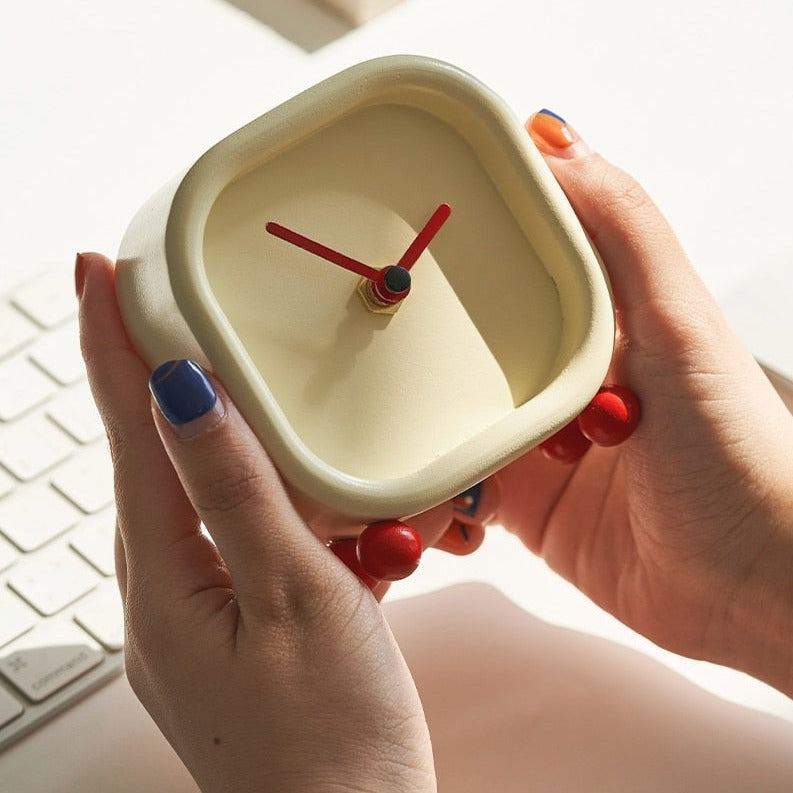 Minimalist Red Foot Analog Table Clock