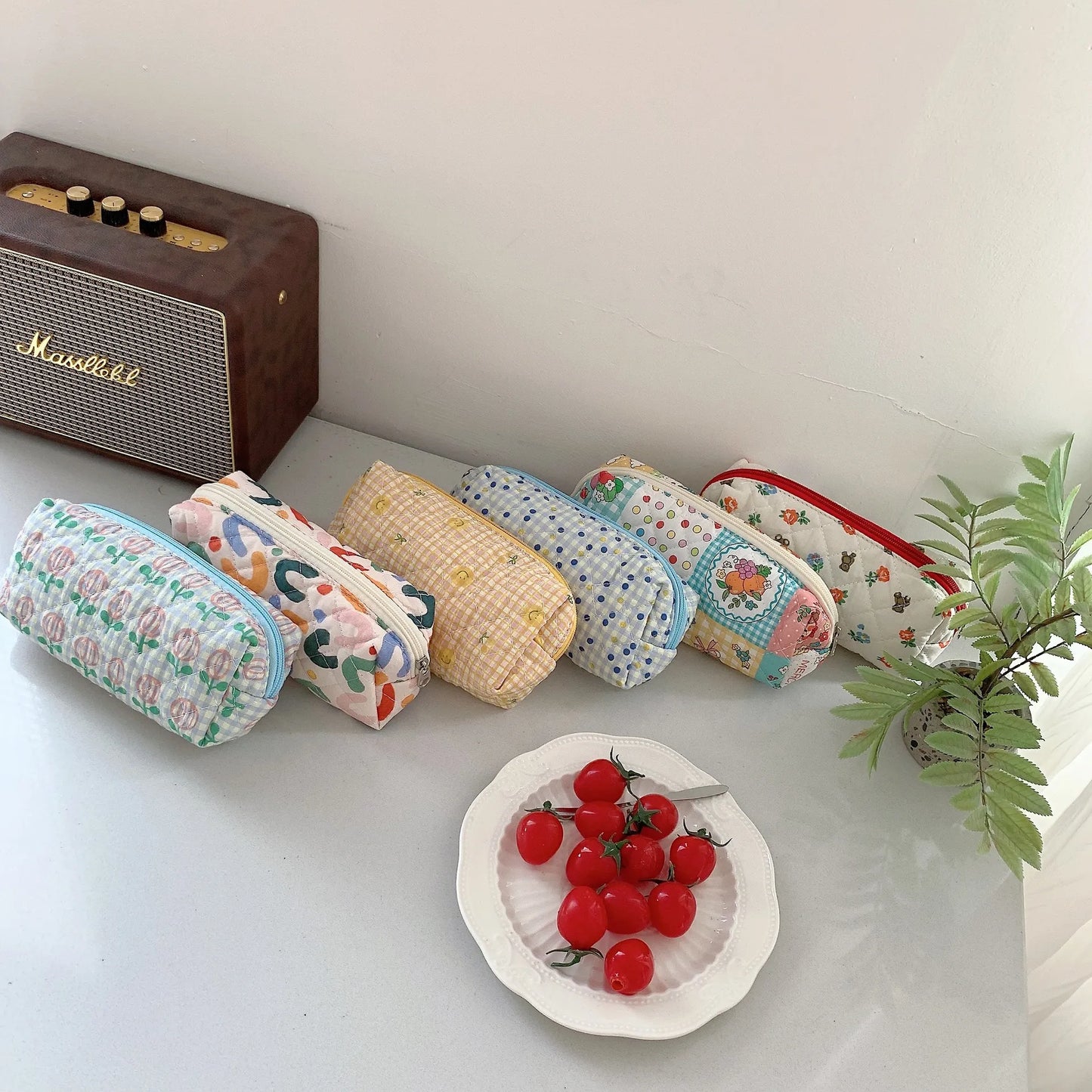 Cute Floral Cosmetic Storage Bag