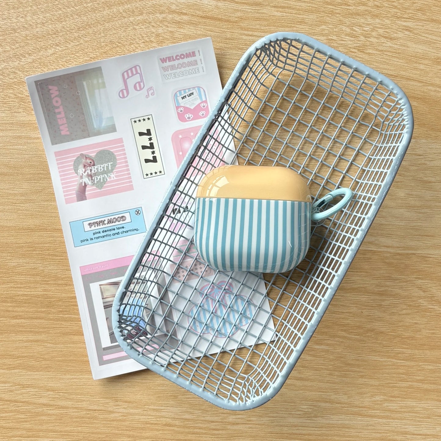 Lovely Pink Checkered Blue Stripe Pattern AirPods Case