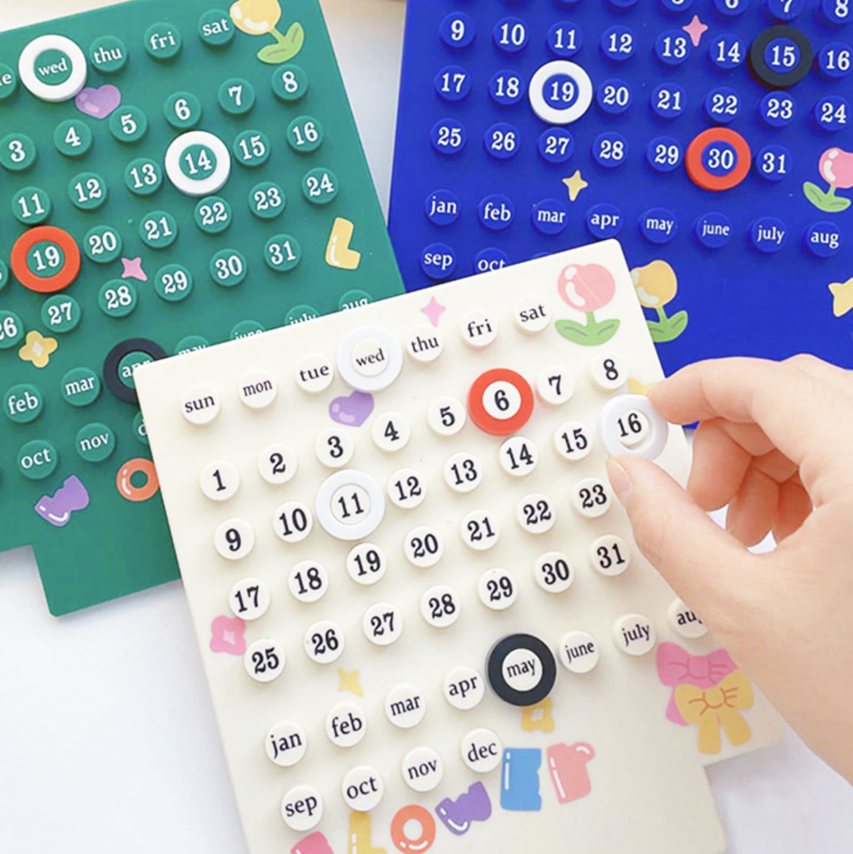Cute Mini Ring A Date Desk Table Calendar