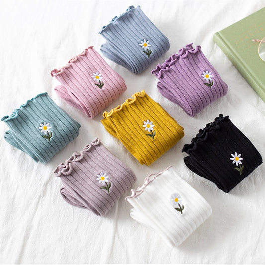 Cute Colorful Ruffle Daisy Crew Socks