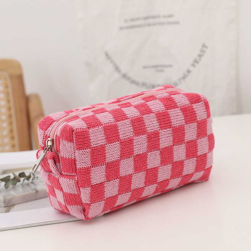 Checkered Knitted Cosmetic Case Bag