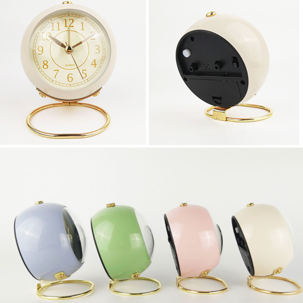 Cute Vintage Silent Pointer Desk Clock