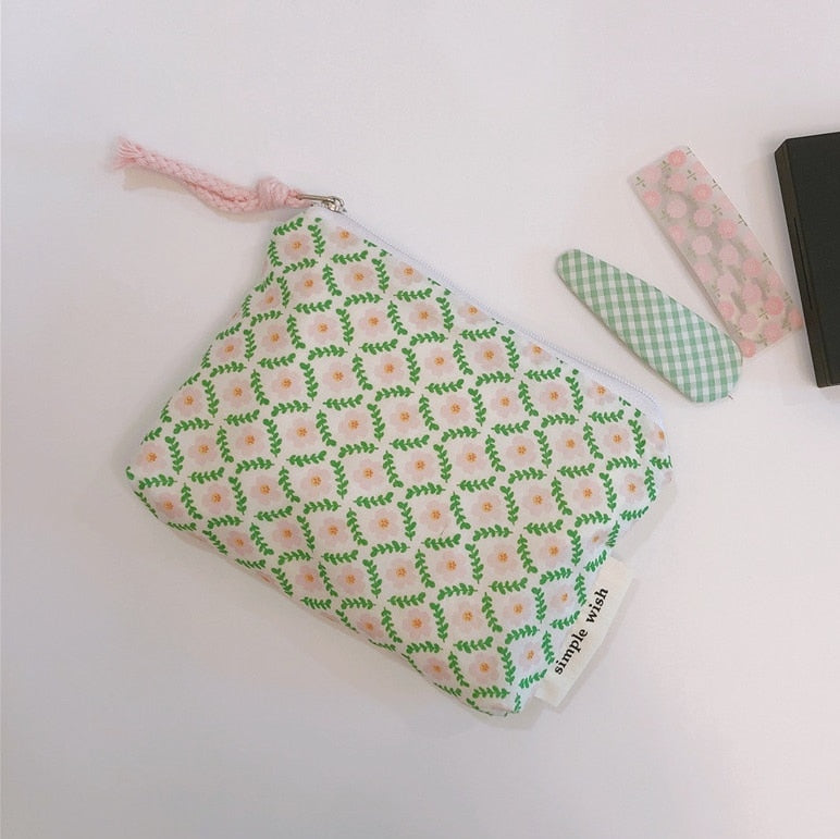 Lovely Flower pattern Cosmetic Pouch Bag