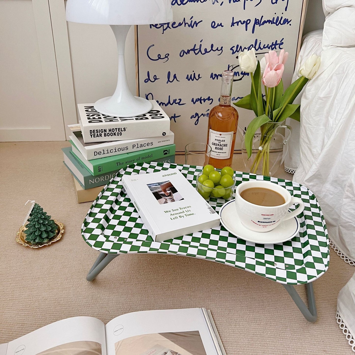 Retro Checkerboard Bed Lazy Table