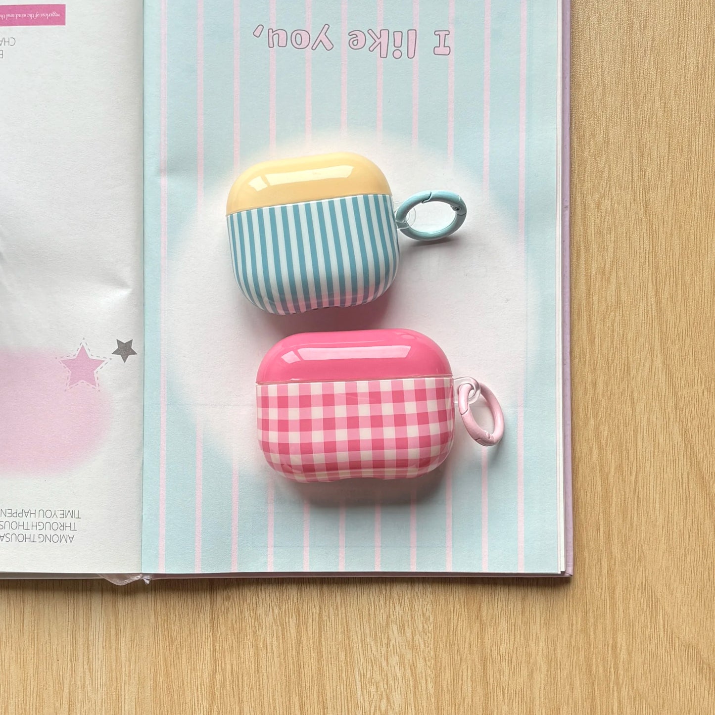 Lovely Pink Checkered Blue Stripe Pattern AirPods Case