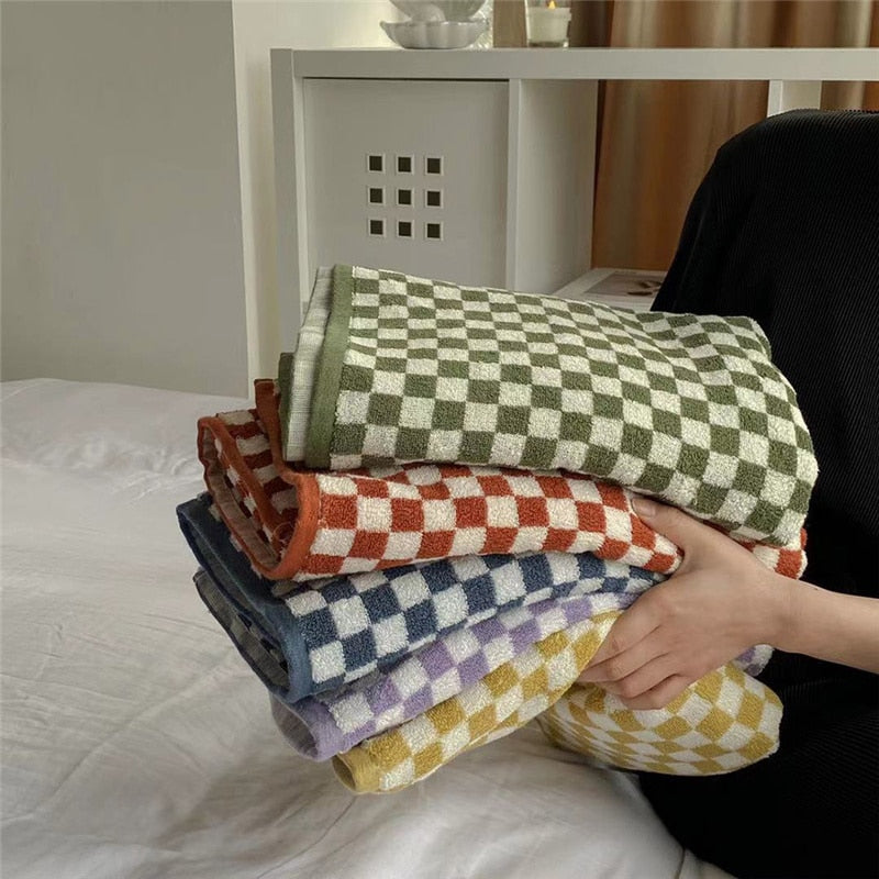 Retro Checkerboard Towel