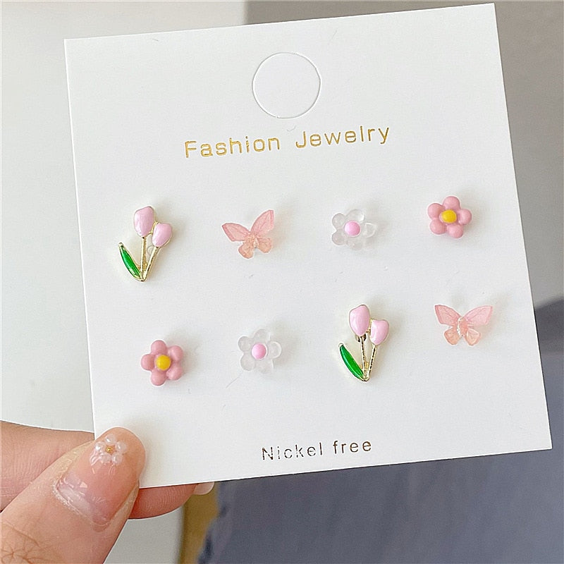 Lovely Little Flower Earrings Set