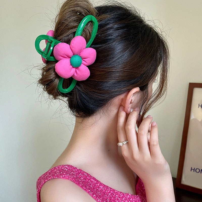 Pink Daisy Flower Hair Claw