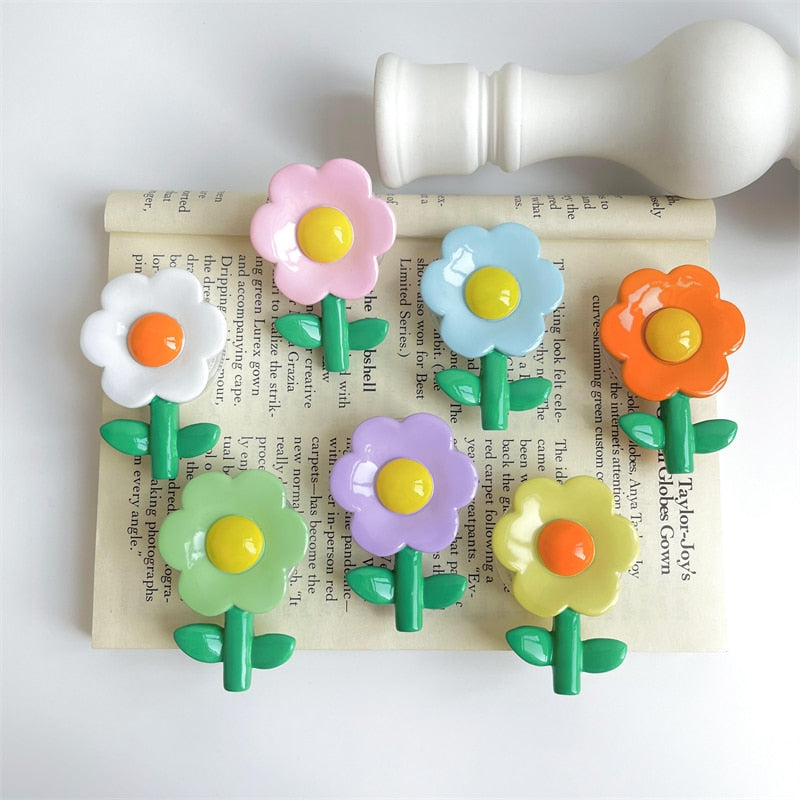 K-style Adorable 3D Flower Phone Grip