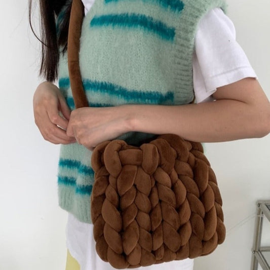 K-style Giant Chunky Plush Yarn Knitted Messenger Bag