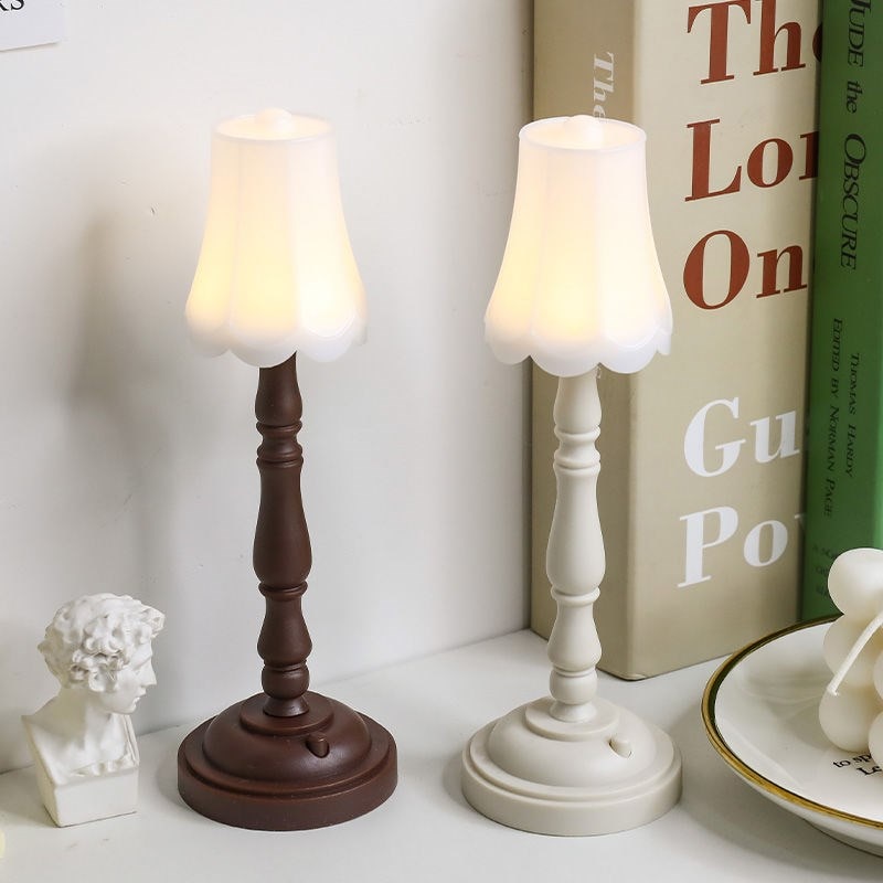 Vintage Petit LED Table Lamp