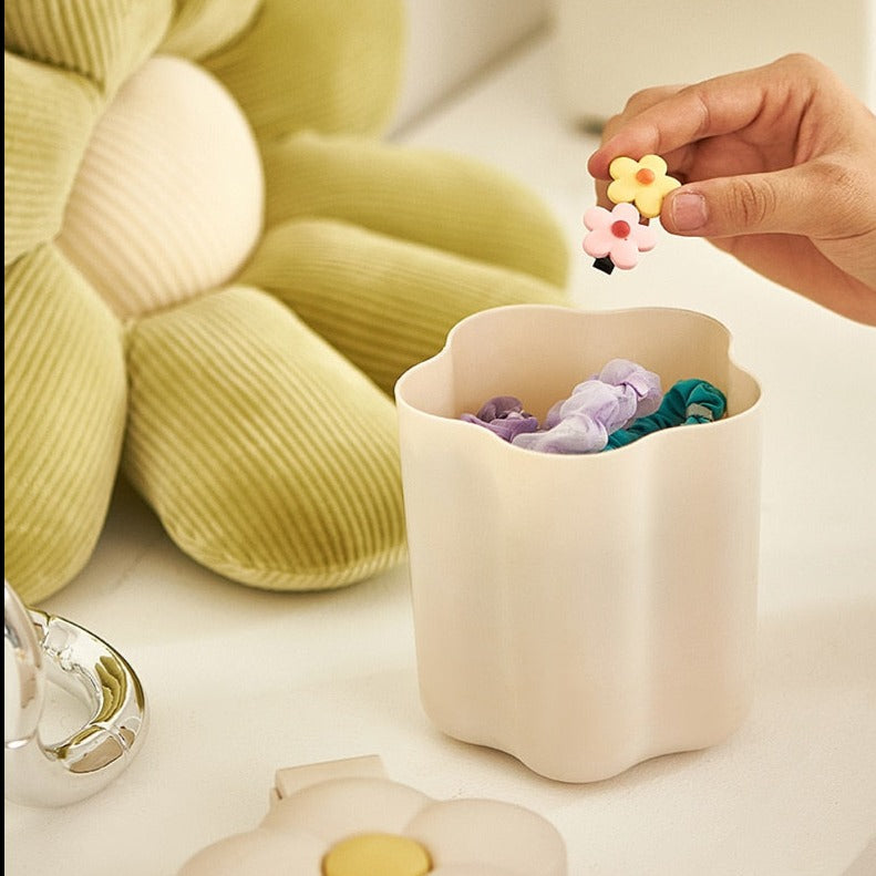 Cute Daisy Flower Mini Trash Can