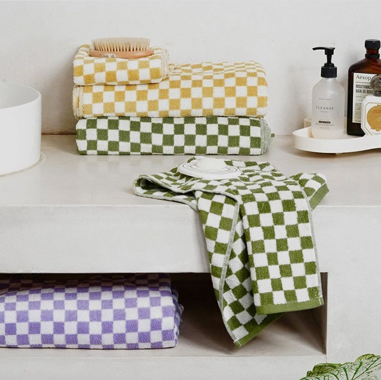 Retro Checkerboard Towel