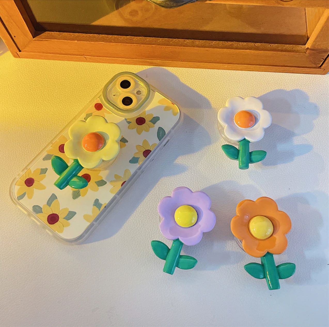 K-style Adorable 3D Flower Phone Grip