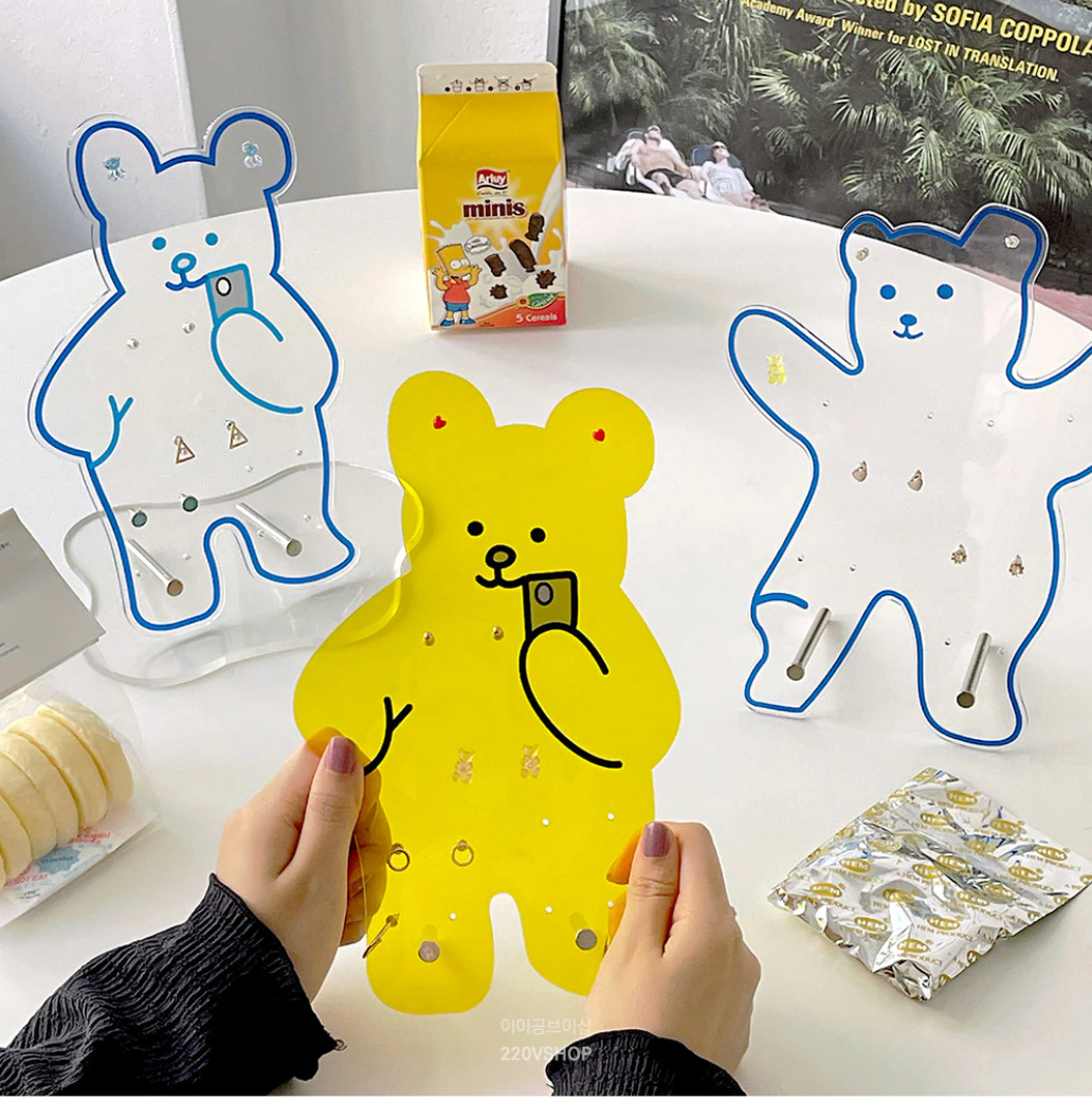 Cute Acrylic Bear Jewelry Display Stand Rack