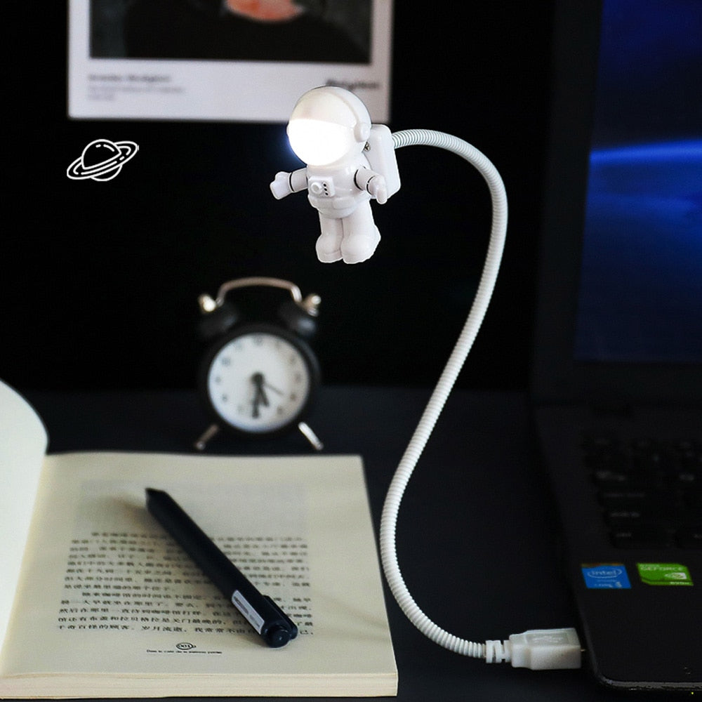 Astronaut Portable Mini USB Lamp