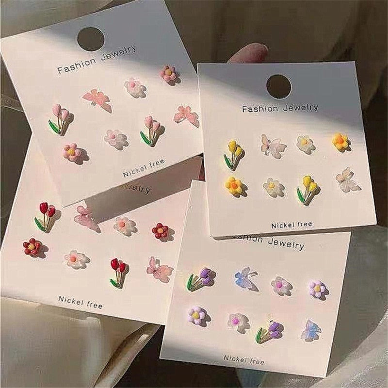 Lovely Little Flower Earrings Set