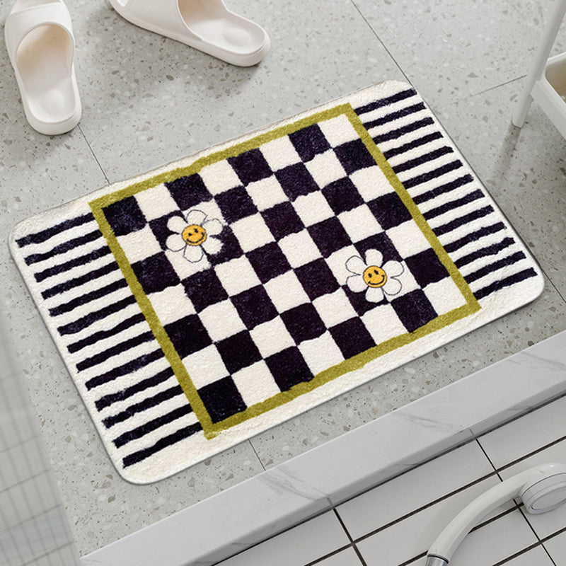 Smiley Daisy Checkered Bath Mat Decor Rug